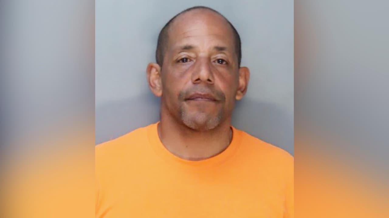 Policía de Coral Gables es acusado de tratar de asfixiar a su novia en medio de una discusión