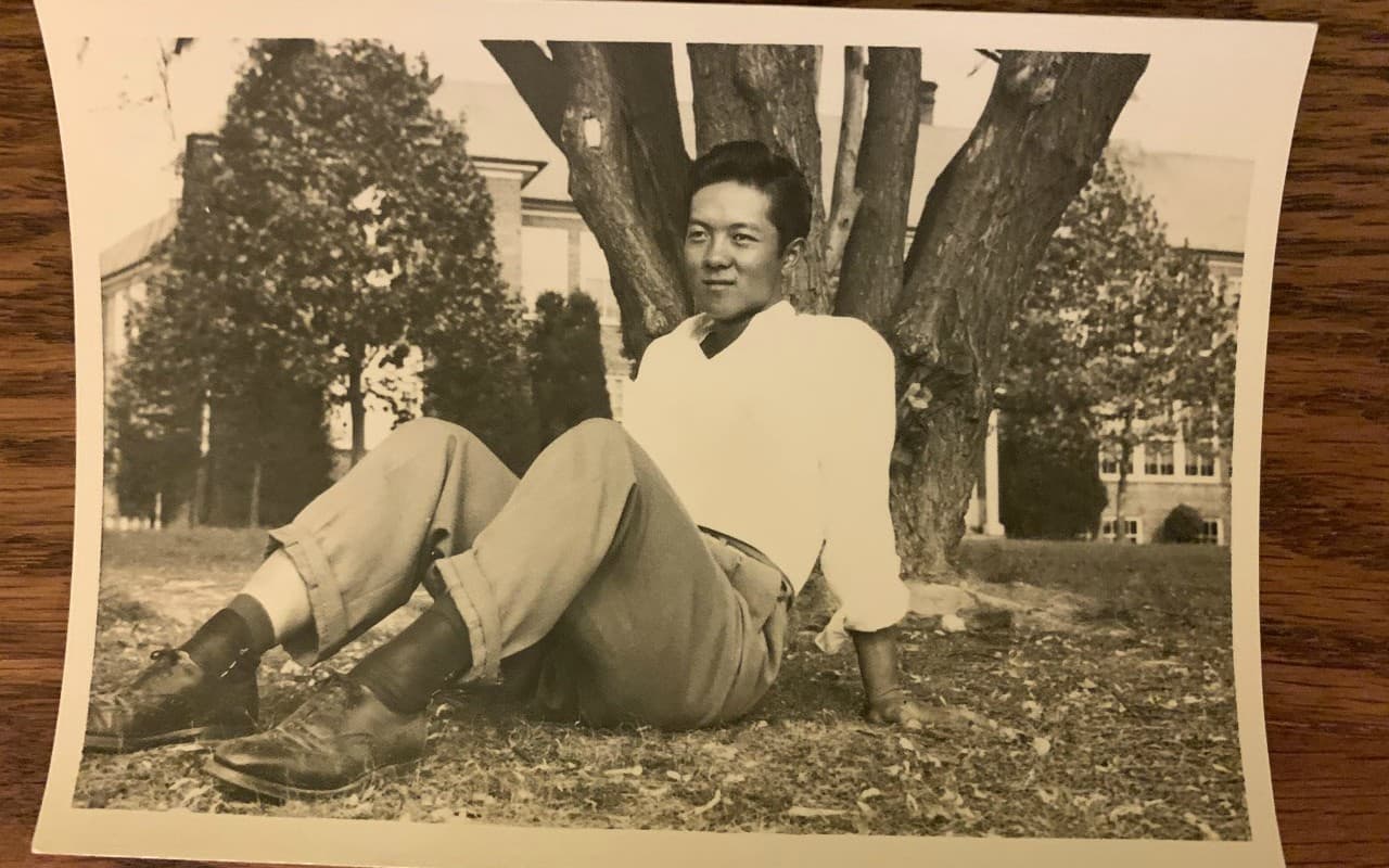 El final de la guerra fue tan solo el inicio de la incertidumbre migratoria para la familia Shibayama. Bajo libertad condicional, se mudaron a Seabrook, Nueva Jersey donde trabajaron en una fábrica empaquetadora.