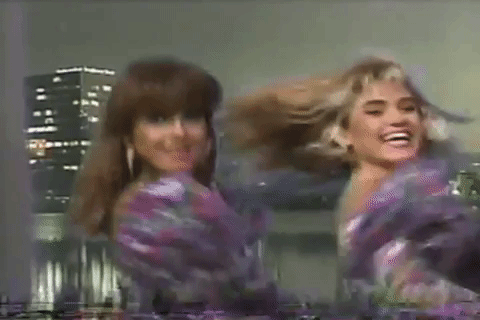 Al inicio de la década de 1990, Penélope perteneció al grupo musical Las Nenas, al lado de sus hermanas Soraya y Vanessa.