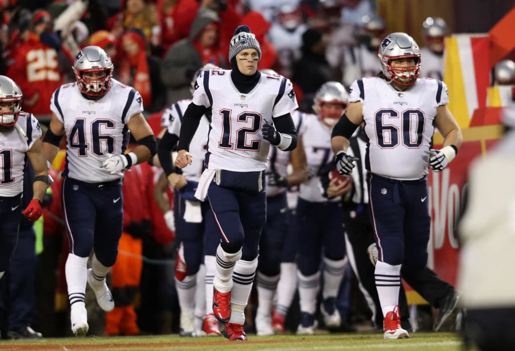 En la era Belichick los Patriots tienen récord de 14-0 en los Playoffs cuando aventajan por 10 o más puntos al final del tercer cuarto.