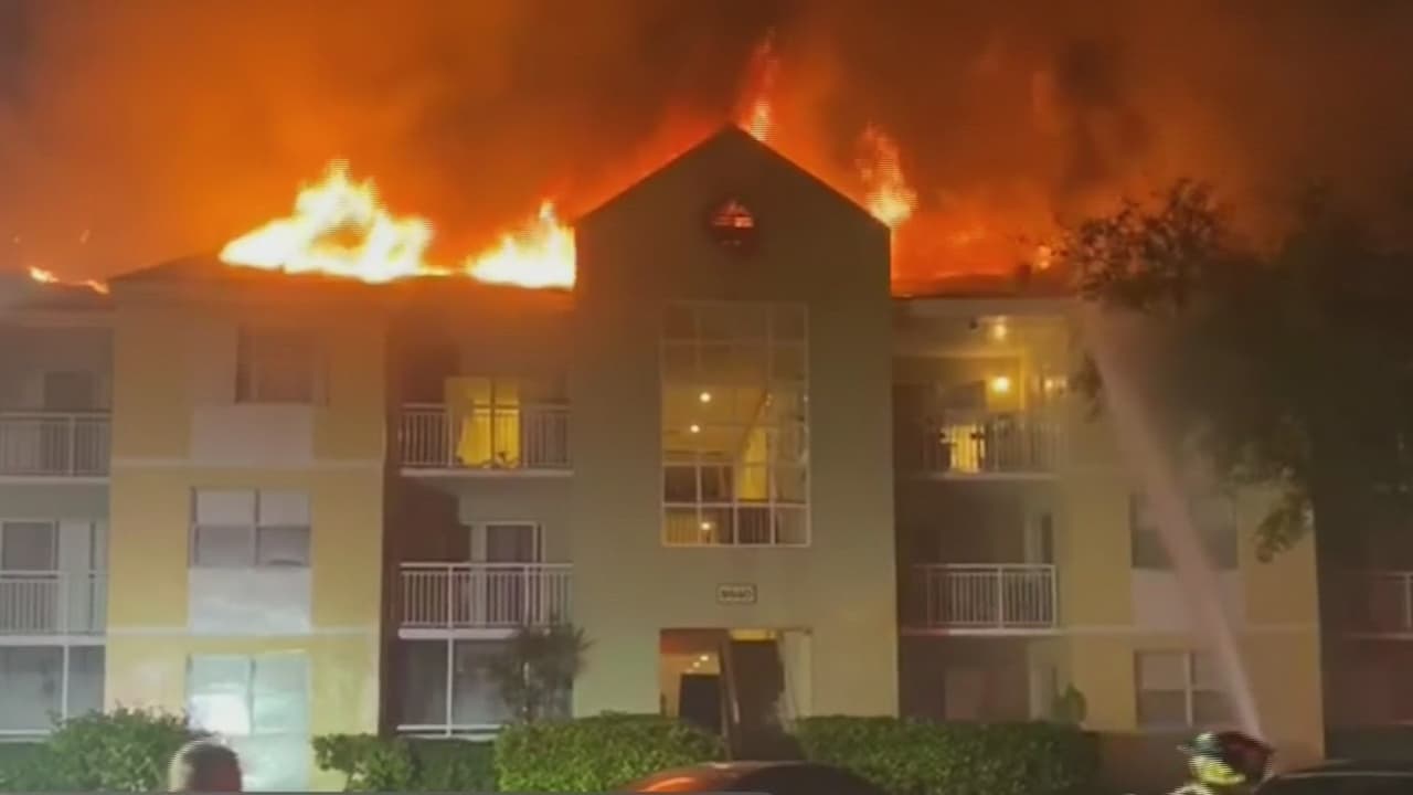 24 familias se quedan sin vivienda tras incendio en el suroeste de Miami-Dade