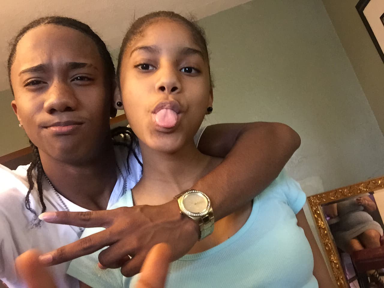 Para Aaron Bodden su familia lo es todo. En exclusiva, nos colamos en su casa y mirza lo que nos encontramos.