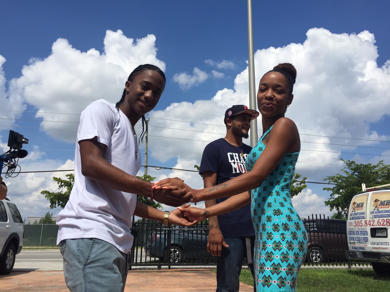 Para Aaron Bodden su familia lo es todo. En exclusiva, nos colamos en su casa y mirza lo que nos encontramos.