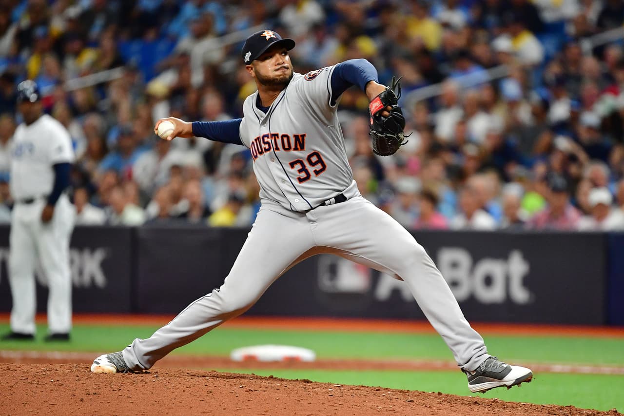 Los Tampa Bay Rays vencen 10-3 a Houston Astros; la serie está 1-2 para los de Houston.