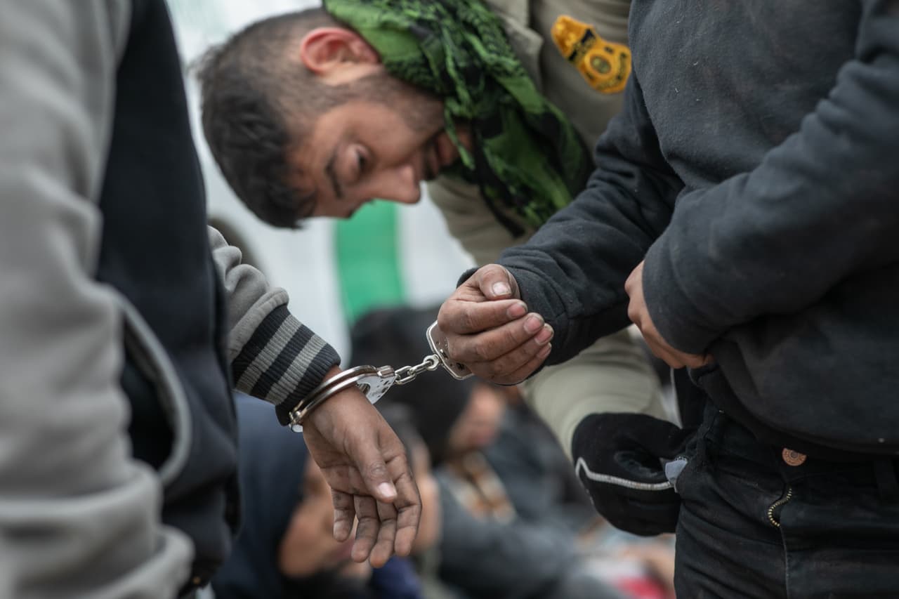 “Hablemos de Inmigración”: así puedes protegerte de las redadas masivas de Trump