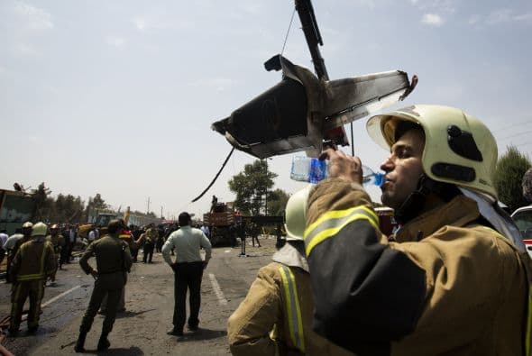 De los ocho supervivientes -la mitad hombres y la otra mitad mujeres-, cinco son miembros de la misma familia, incluido un niño.