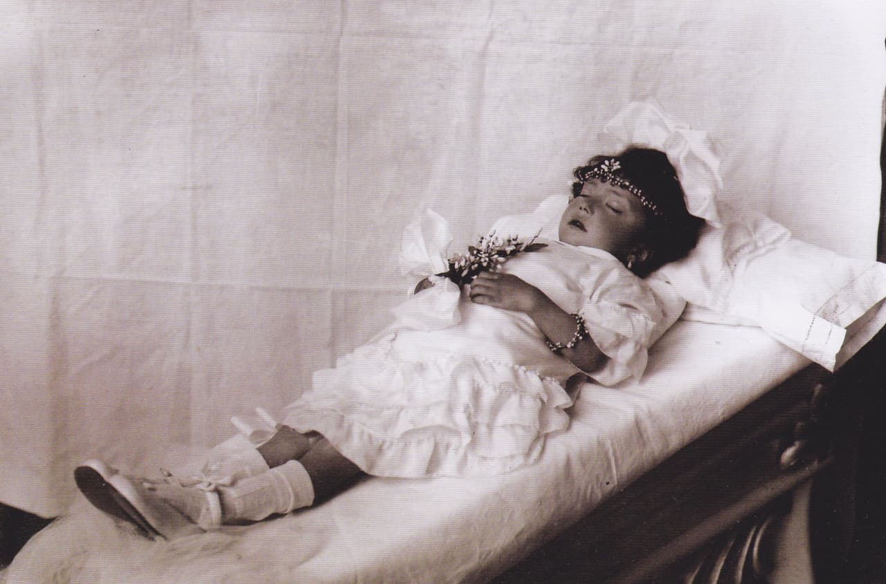 Una tradición a punto de morir: fotografiar a muertos en Bolivia