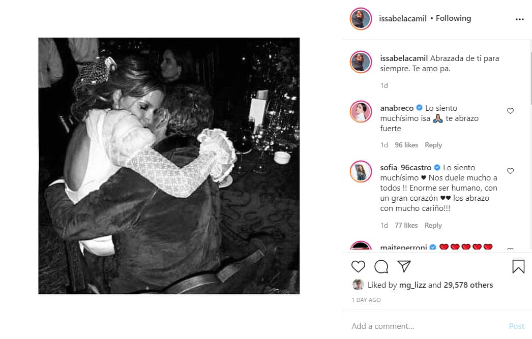 Desde entonces, sus hijos no han dejado de externar su tristeza en redes sociales con diversas fotografías y mensajes.
<br>