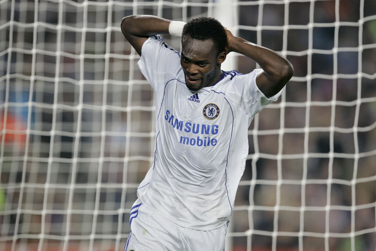 <b>Michael Essien (2005-2006)</b>
<br>Club de procedencia: Olympique de Lyon
<br>Destino: Chelsea
<br>Costo: 38 MDE (millones de euros)