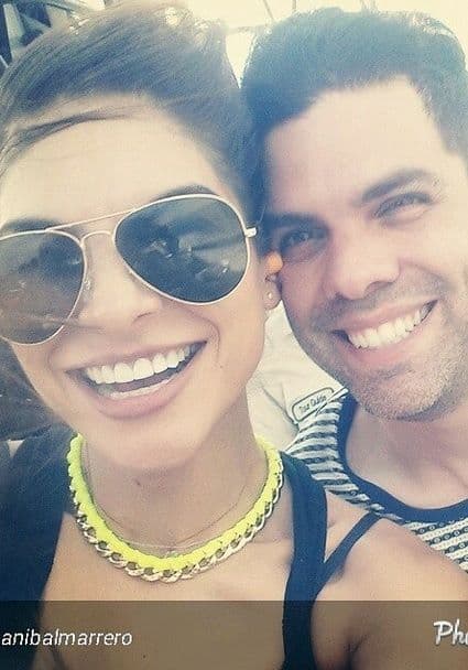 Alejandra sigue viviendo con la mejor actitud la vida de casada y disfrutando al máximo de su marido, Aníbal Marrero.