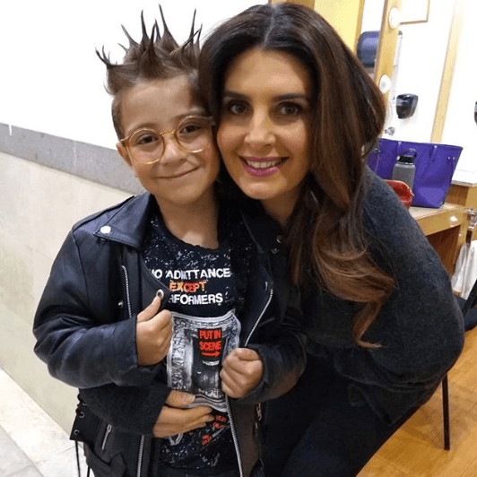 A el Morris le gustan mucho los cumpleaños. Esta fotografía fue tomada momentos antes de celebrar el cumple de ‘Silvita’-
<br>