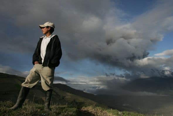 El Instituto Geofísico en un comunicado señaló que el volcán "mantiene una actividad sísmica considerada como moderada".
