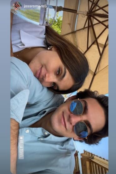 Su novio también comentó las fotos diciéndole "tú y siempre tú" y la frase "te amo". La relación podría haber comenzado en mayo, pues a principios de ese mes el joven comenzó a dejarle mensajes en sus fotos de Instagram.