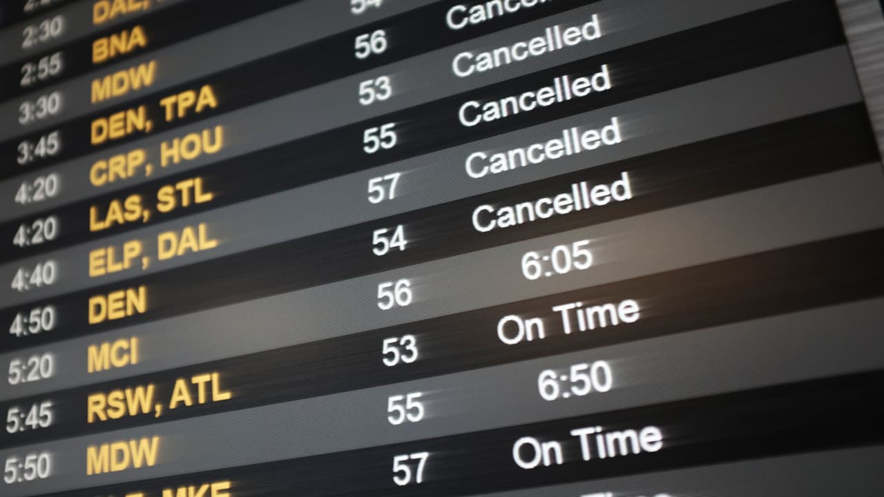 La turbonada provoca retrasos en aeropuertos La Guardia y Newark