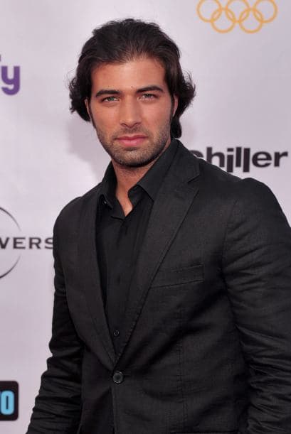 Y la actriz no se quedó con las ganas de halagar a este galán, pues reconoció que es muy lindo y súper talentoso, según información de "Radio Fórmula".