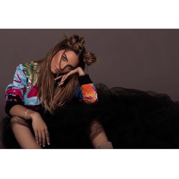 Sus fans establecieron que el 10 de enero sería el 'día mundial de Belinda', fecha en que la actriz debutó en el mundo del entretenimiento en el año 2000, cuando grabó su primera telenovela 'Amigos x siempre'.