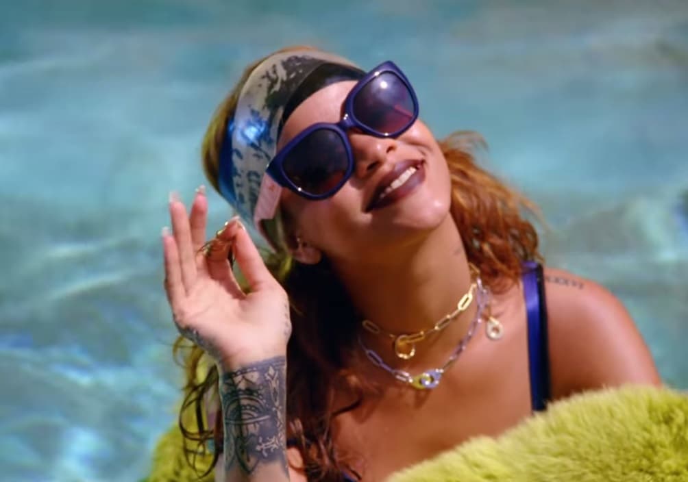 #20 Rihanna- 38 millones de seguidores.