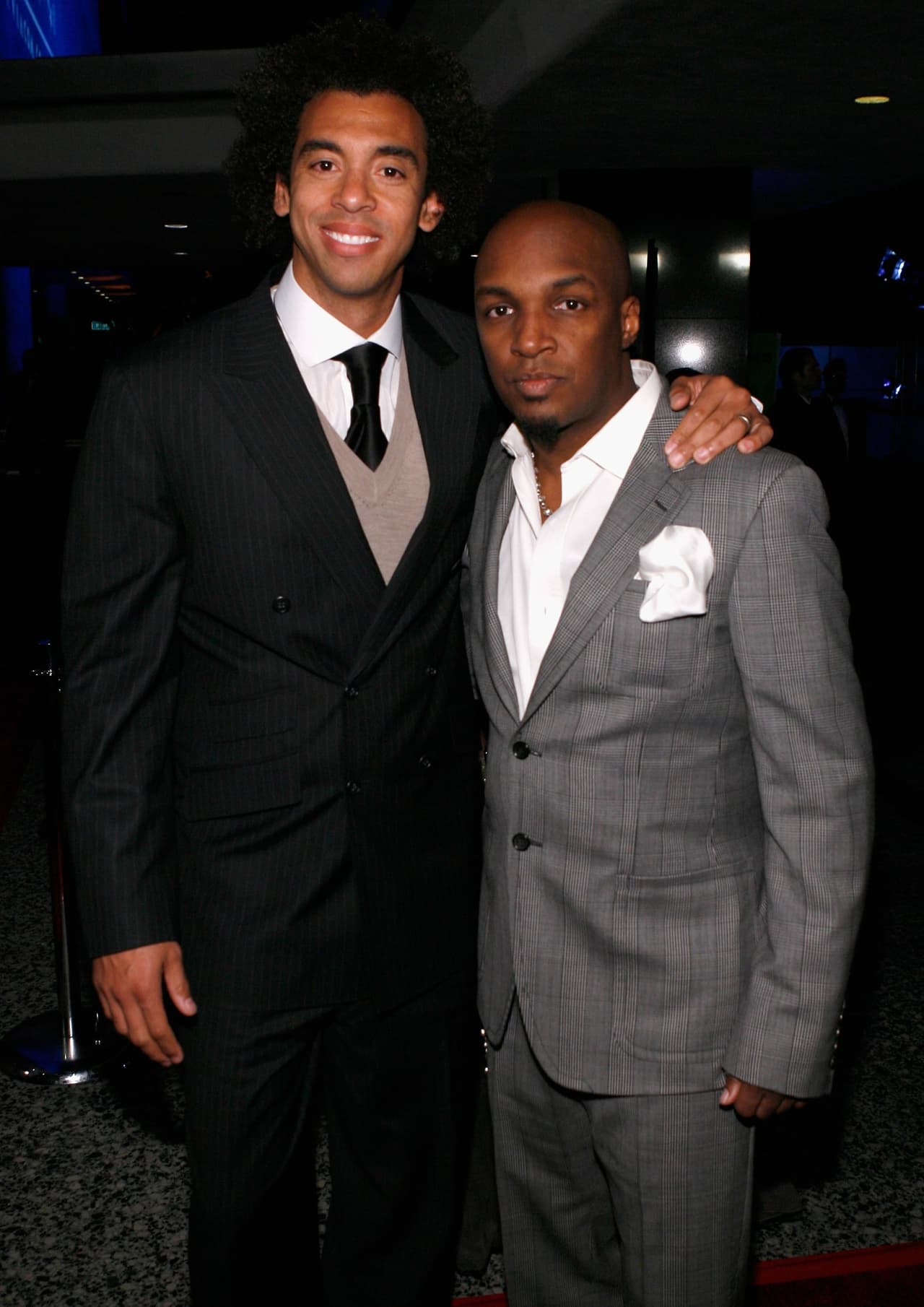 Kim Kardashian ya había enfrentado el dolor de un divorcio cuando explotó su video sexual. De 2000 al 2004, había estado casada con el productor Damon Thomas (derecha), con quien supuestamente fue víctima de violencia doméstica.