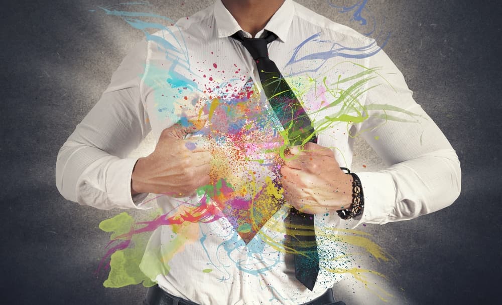 <b>Signos de aire (Géminis, Libra, Acuario)</b>
<br>El efluvio del equinoccio te coloca en la mejor posición para efectuar cambios radicales en tu vida y entorno. Tiempo de mover muebles en la casa, comprar algo que hacía tiempo querías tener, terminar un mal hábito de salud, transformar tu imagen, un nuevo estilo de ropa, peinado, algo que cree un toque de energía diferente en tu entorno y que al encaminarla de forma positiva atraiga a ti todo lo bueno que está ahora en tu entorno. En el amor, tiempo de olvidar cualquier situación pasada y concentrarte en el presente, y el futuro.
<br>