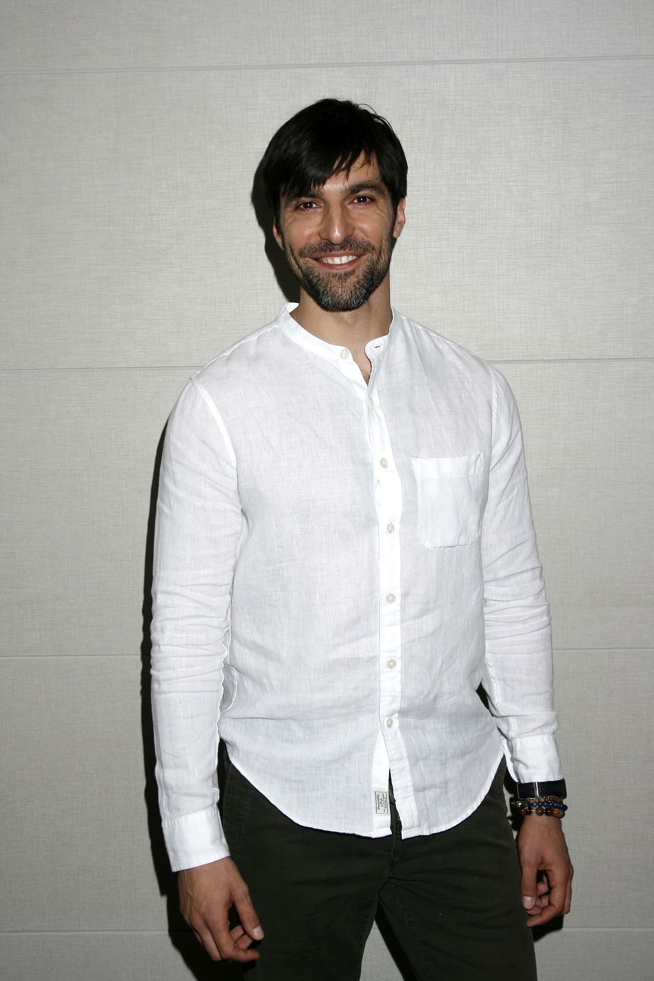 Osvaldo de León, a quien vemos actualmente en 'Sin tu mirada', también participará en este ambicioso proyecto.