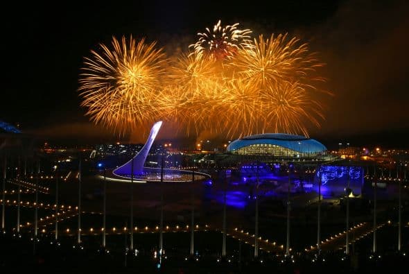 Con una impresionante ceremonia de clausura los Juego Olímpicos rusos bajaron el telón.
