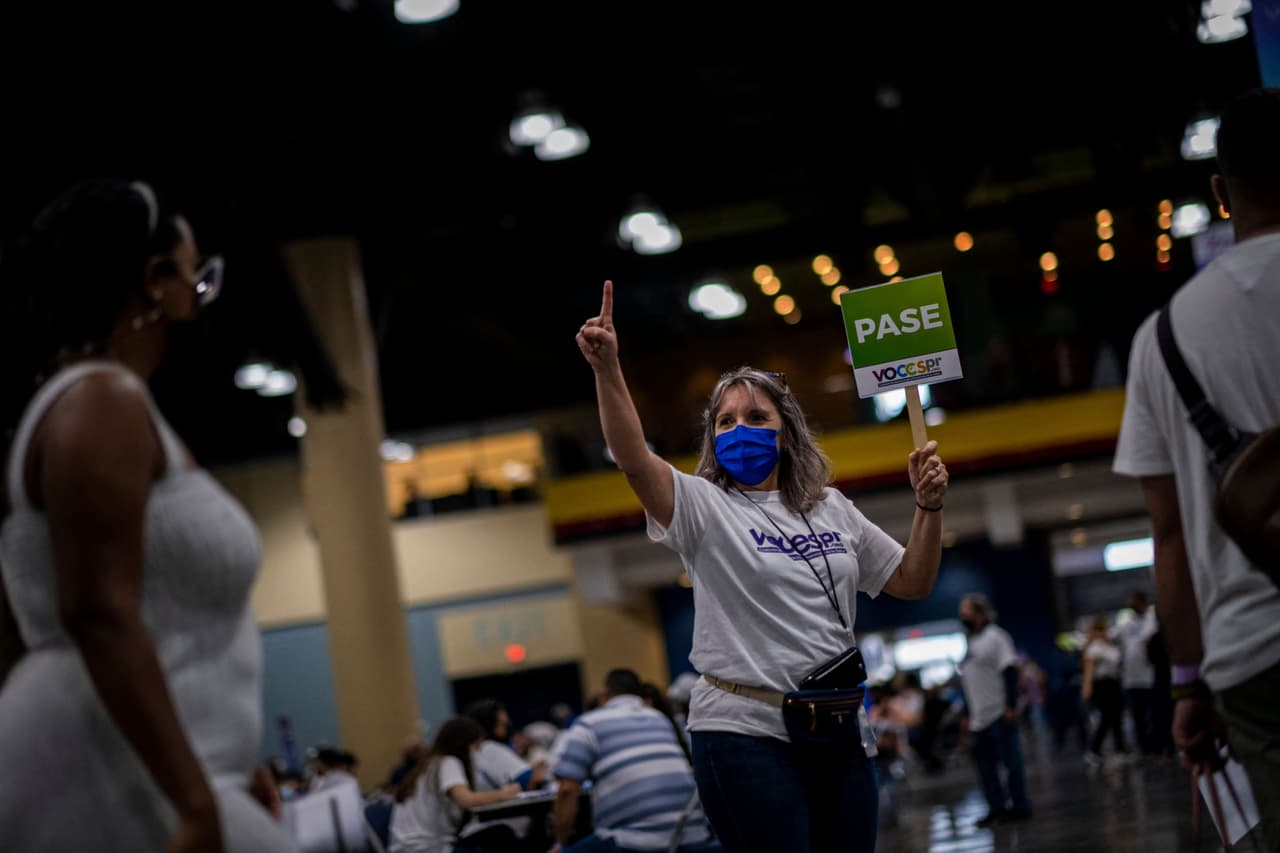 El evento del miércoles estaba dirigido únicamente a las personas elegibles y que realizaron una cita, 
<br>