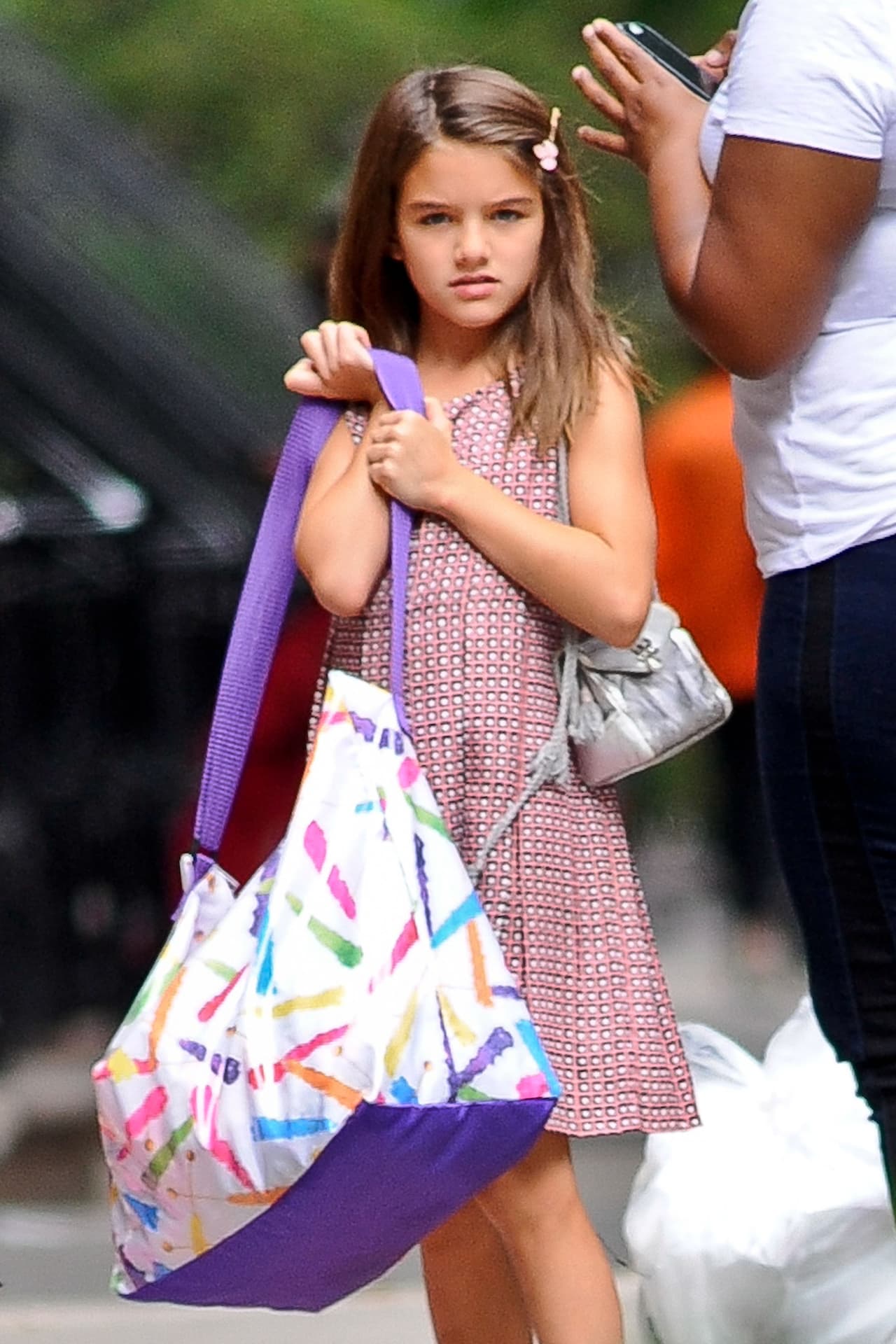 ¡Y ni hablar de su vestidito largo con detalles tableados!