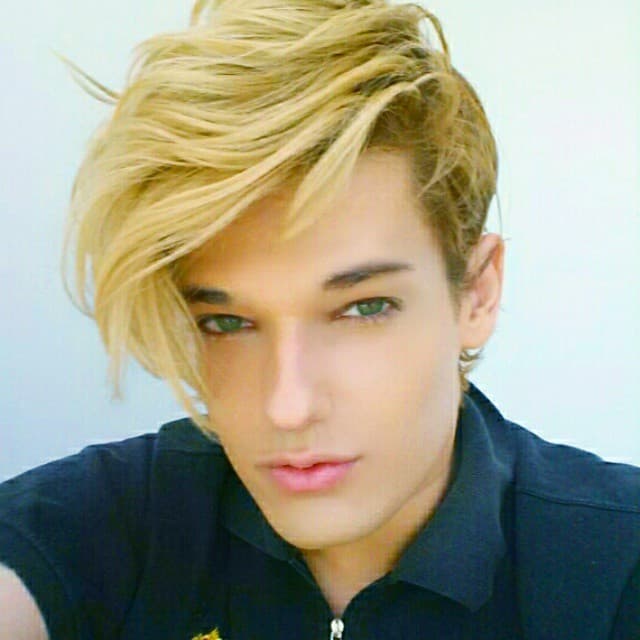 Fotos del 'muñeco Ken humano', Celso Santebañes