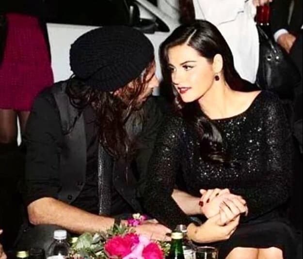 Maite Perroni es otra de las nominadas que está súper enamorada, y lo presumió con esta 'tuitpic'.