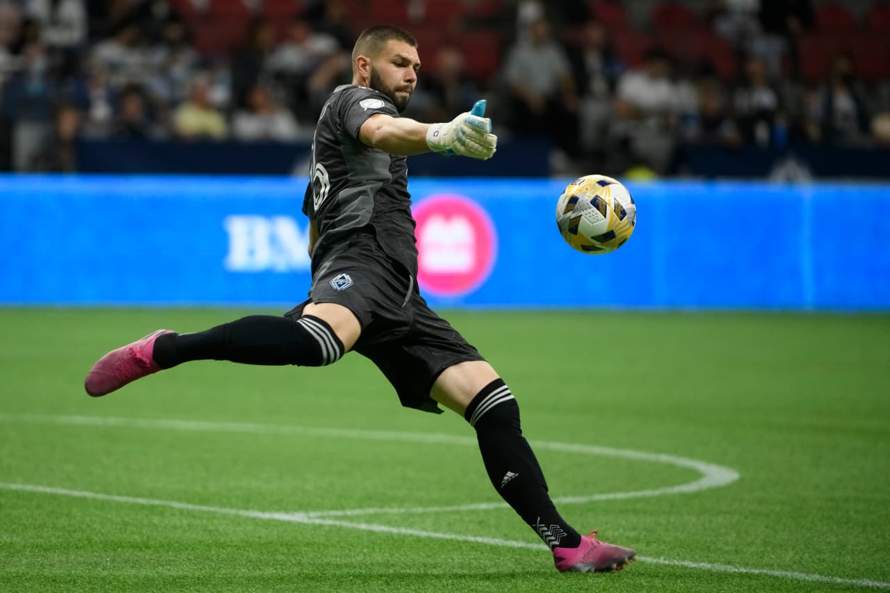 Arquero - Maxime Crepeau (Vancouver Whitecaps FC)