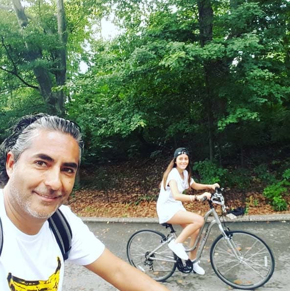 Raúl y su hija Roberta pasearon en bici por Central Park.