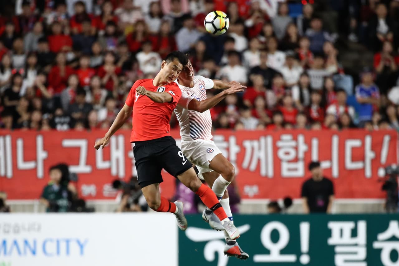 El de la Máquina consiguió ganar varios duelos y fue uno de los mejores jugadores de Chile en la zona posterior.