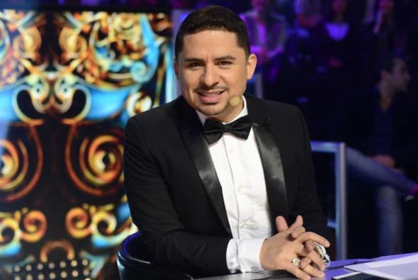 En octubre de 2011 sufrió un tremendo choque automovilístico tras ofrecer un concierto en Mexicali, Baja California.