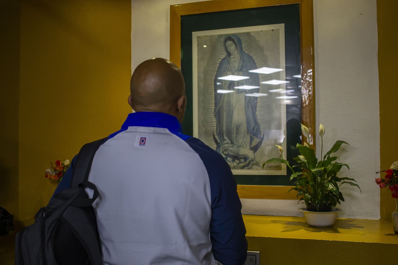 Así fue la última vez del 'Conejo' Pérez en el Azteca. Emotivo homenaje.