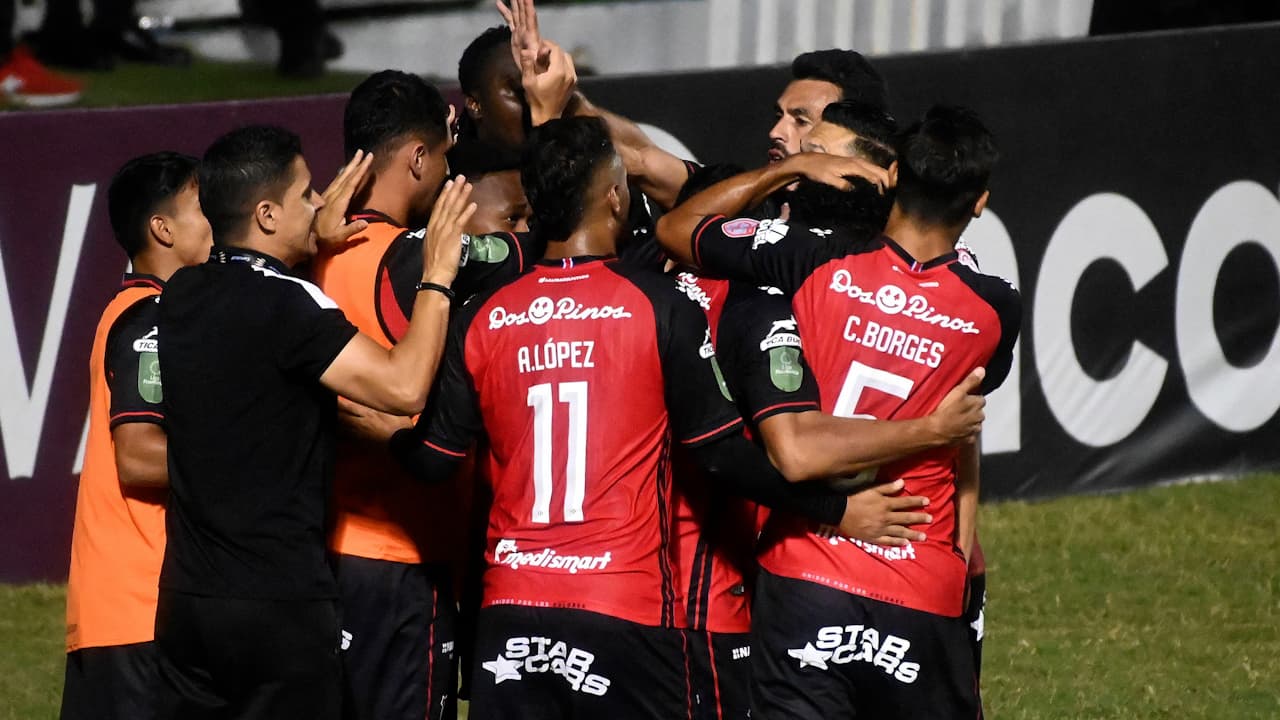 Alajuelense recibe al Olimpia por el título de Concacaf League y así lo puedes ver