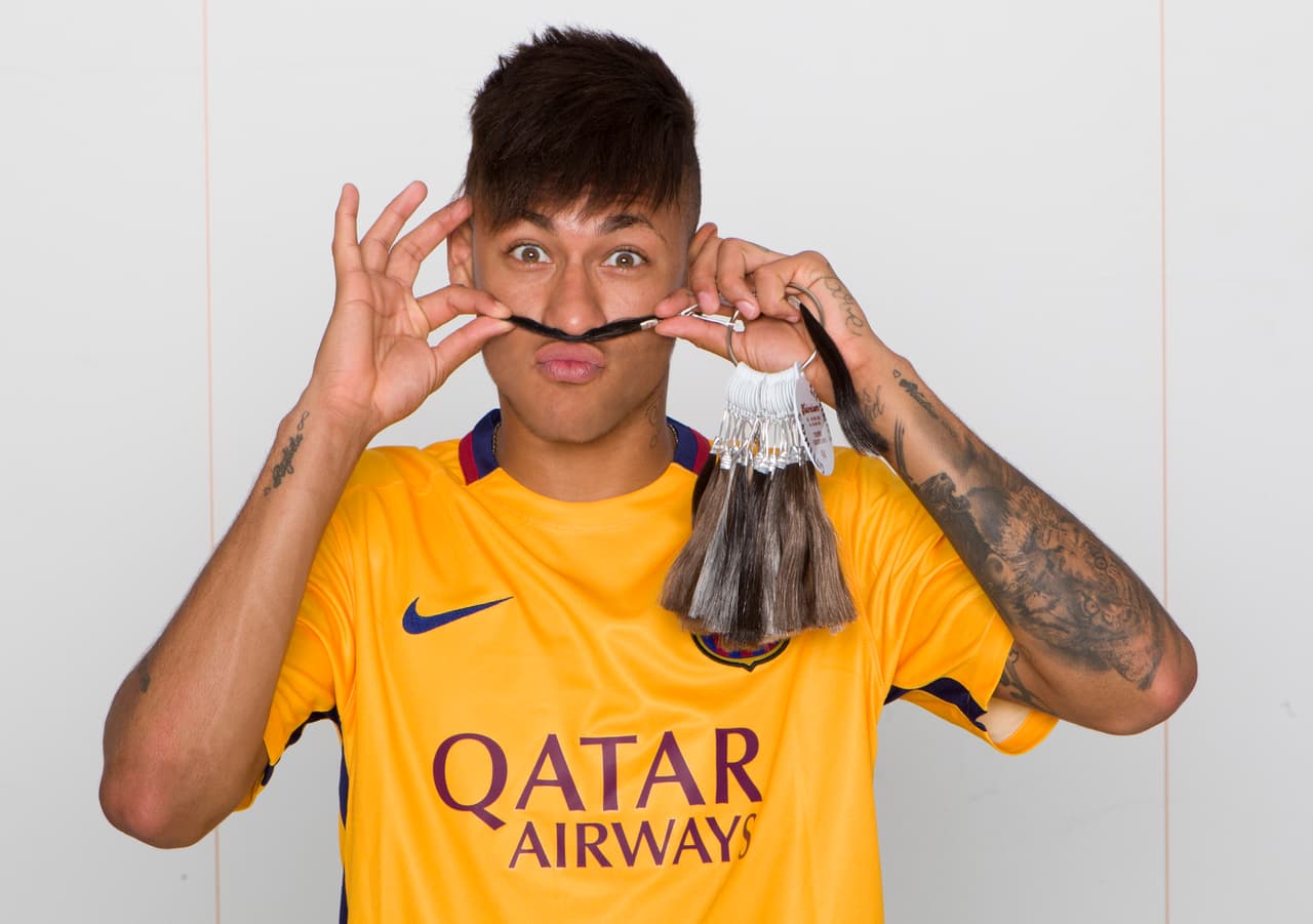 Neymar - 56 millones de euros.