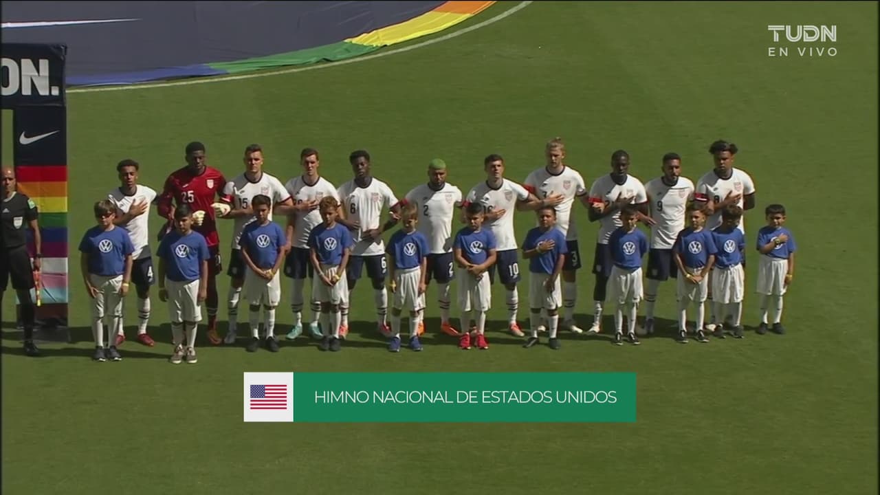 ¡Emotivo! Se estremece el estadio con los Himnos de Team USA y Uruguay