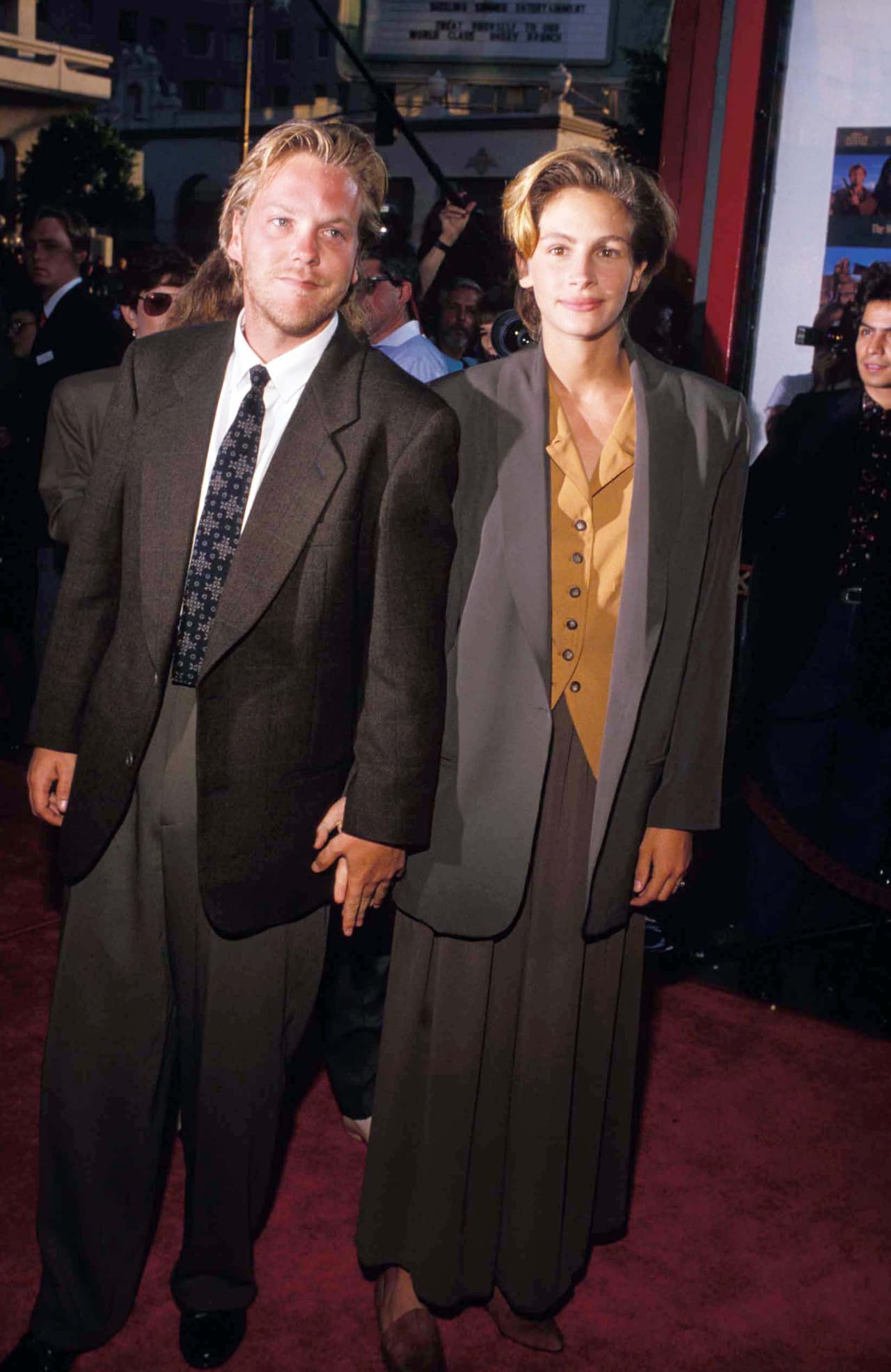 <b>#8 Julia Roberts y Kiefer Sutherland</b>
<br>En la década de los noventa, la protagonista de ‘Mujer bonita’ y el actor casi llegan al altar. Aunque su boda nunca se celebró, los fans de la pareja pueden recordar con cariño sus momentos juntos como cuando coincidían incluso en sus peinados.