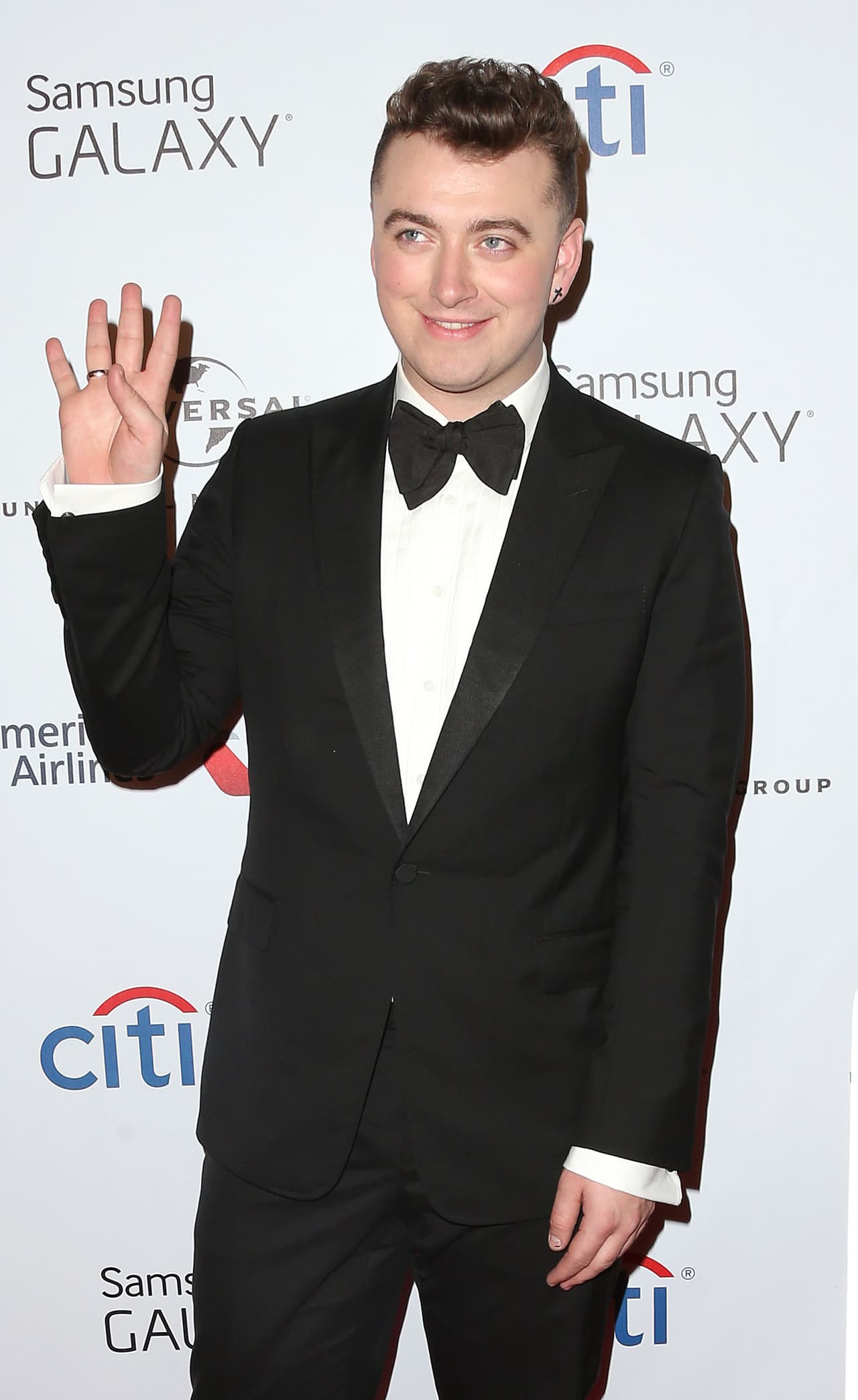 "Siempre me he sentido atraído por esas cosas, ya sean películas tristes o música triste", indica.