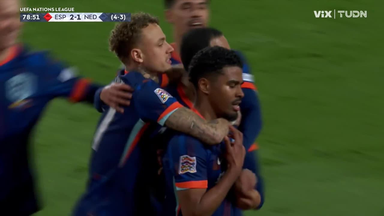 ¡Partidazo en Mestalla! Países Bajos empata el partido con gol de Maatsen