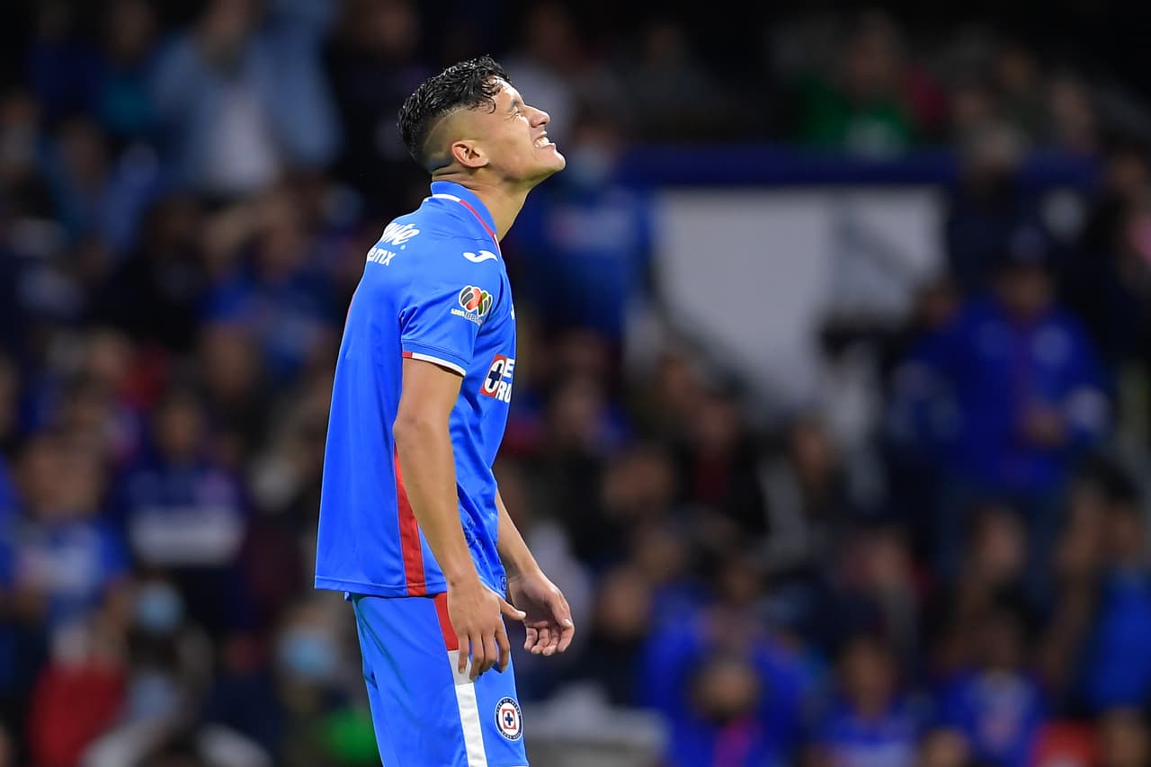 Antuna falló varias opciones de gol, pero dio una asistencia de gol.