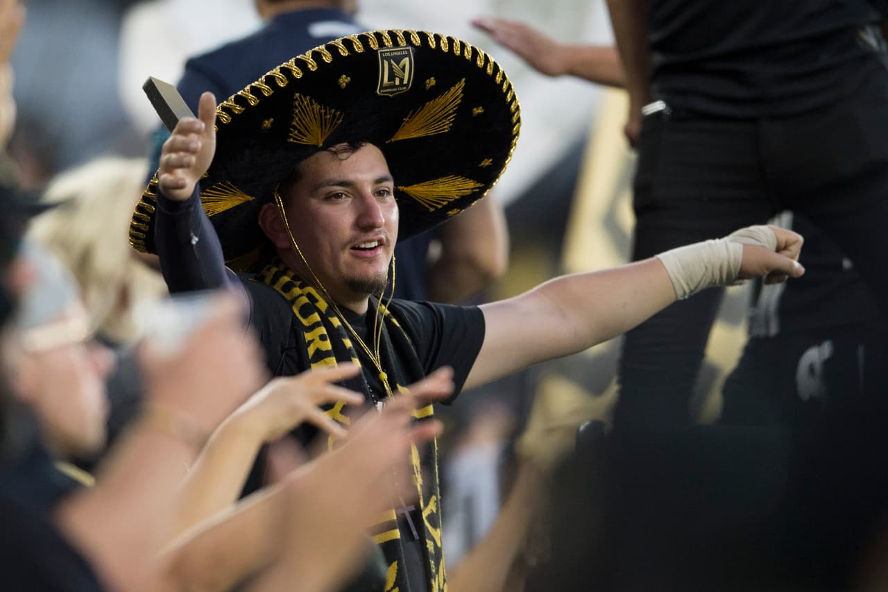 Los fanáticos de Los Angeles FC viven al estilo mexicano cada partido, en esta ocasión en casa ante la nueva franquicia de la MLS el FC Cincinnati.
