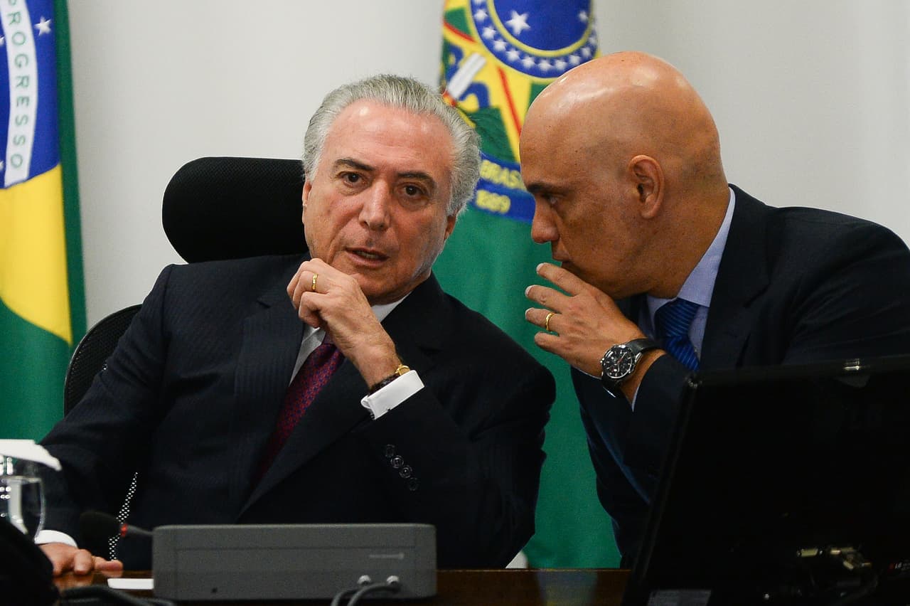 Después de 72 horas de silencio, el presidente brasileño Michel Temer y su ministro de Justicia, Alexandre de Moraes, anunciaron este jueves la puesta en marcha de un plan de seguridad en las cárceles para reducir los niveles de violencia.