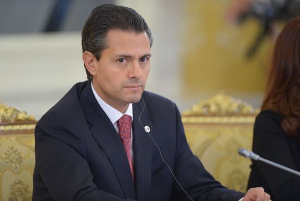 Cabe destacar que la ley mexicana no impide al presidente recibir obsequios, pero limita el costo de éstos a los diez salarios mínimos como máximo (el equivalente a unos 52 dólares).