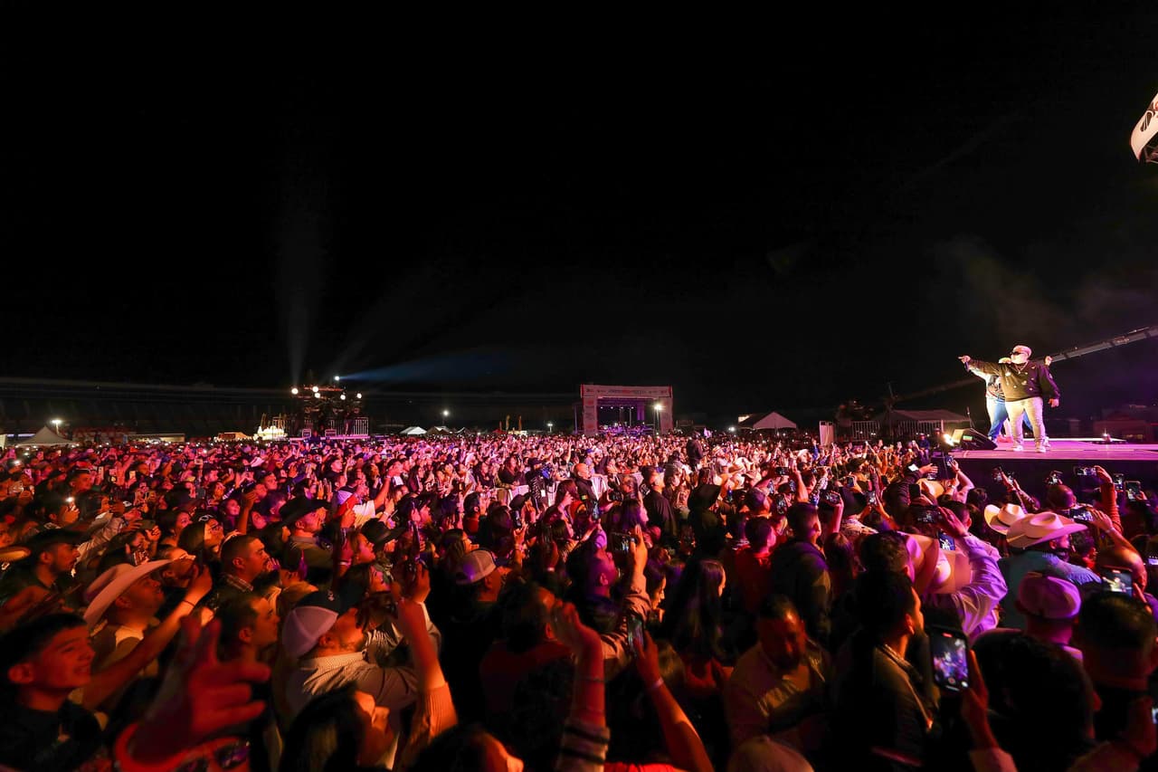 Fueron más de 20,000 personas que agotaron todas las entradas de Uforia: El Bueno, La Mala y El Feo Fest.