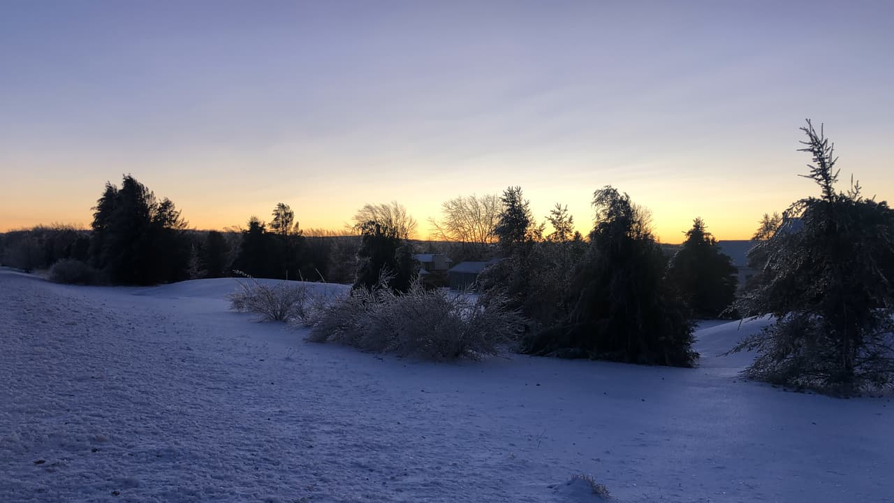 Tiene 2 Parques Nacionales: The Delaware Water Gap Recreation Area y The Upper Delaware Scenic and Recreational River.