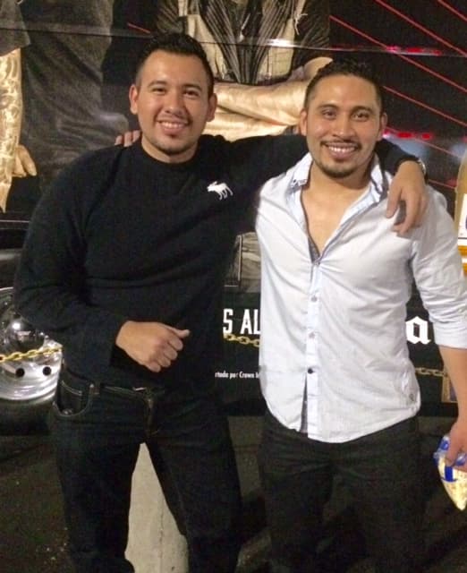 <b>Jose Sanchez, 26 - México</b>
<br>“He sido fan de Maná desde que tengo 10 años. Su música tiene mucha pasión y mucho mensaje para los mexicanos. El mensaje de su música tiene mucho aporte para todos, sobre todo por como nos ha insultado Donald Trump.”
<br>
<b>Rafael Camal, 26 - México</b>
<br>“He sido fan desde que nací. La canción 'El reloj cucú' es la mejor canción porque mi padre murió hace 21 años. Los amo.”