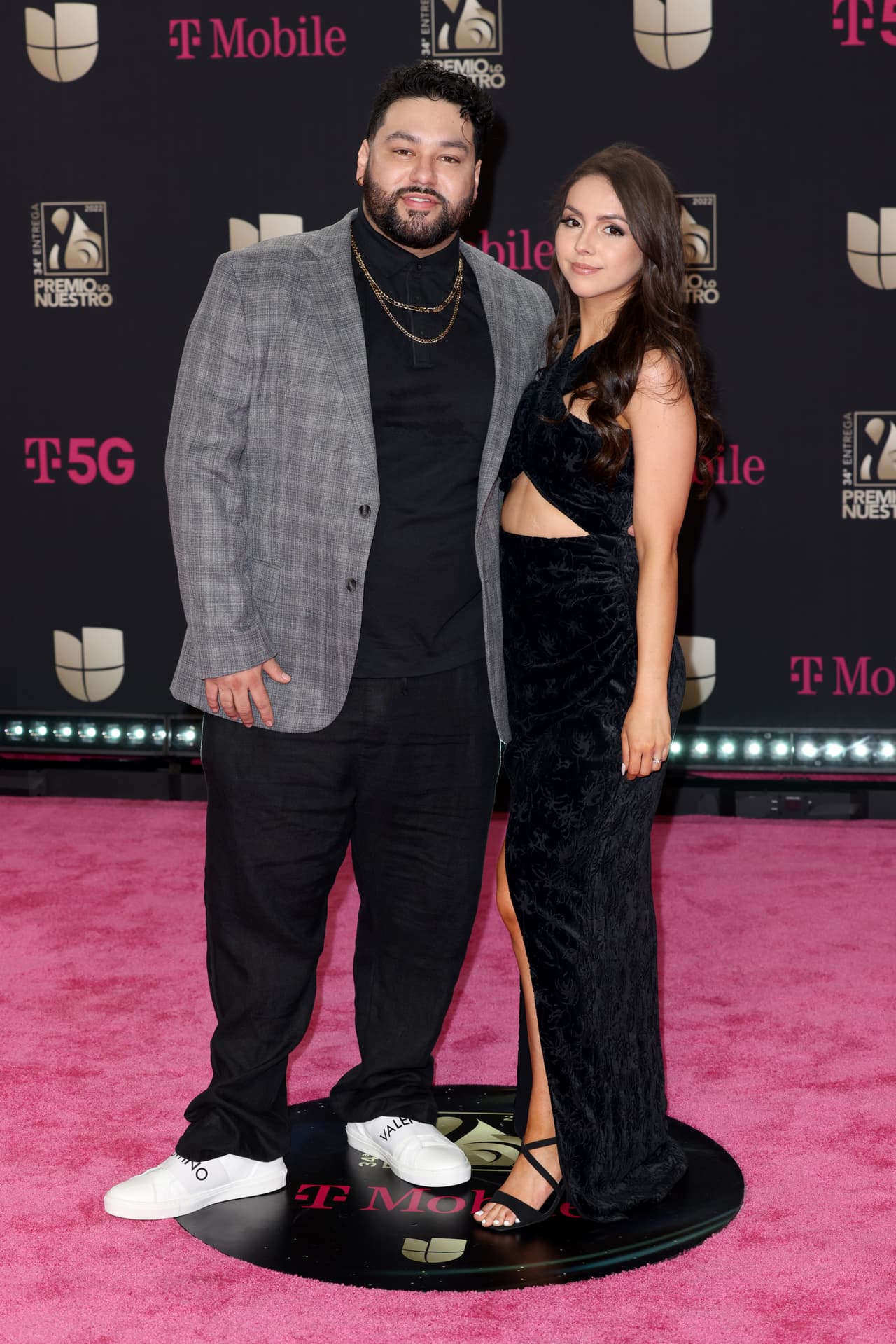 Erick Orrosquieta, mejor conocido por su nombre artístico Deorro, enamoró a sus fans junto a su pareja: Michelle Mendozaa.