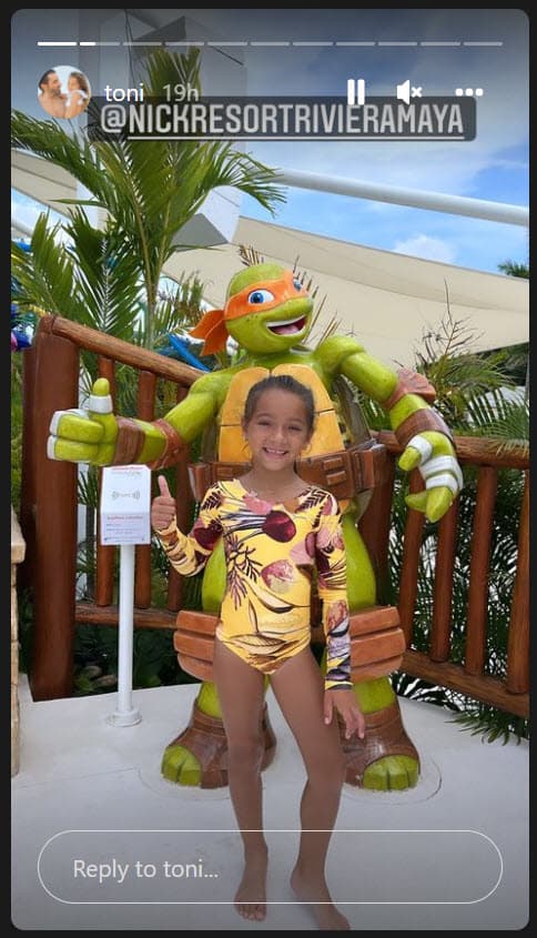 De ella nació Alaïa y, pese a que ya no son pareja, continúan de manera estrecha con la crianza de la niña. 
<br>