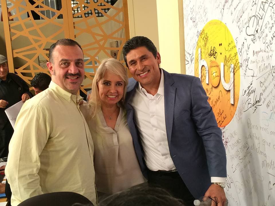 César Lozano, Chemita y Carla Estrada.